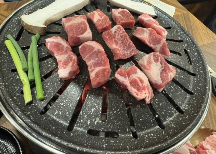Beyond Samgyeopsal: A Local’s Guide to the Real Korean BBQ Experience 다운로드 (10)
