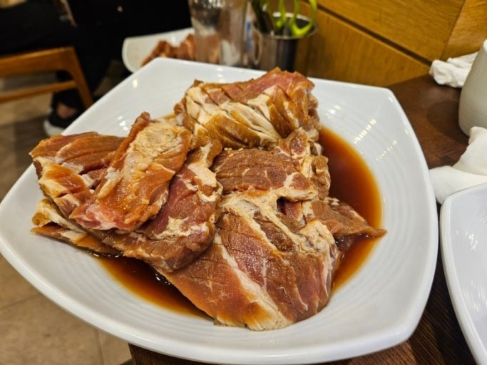 Beyond Samgyeopsal: A Local’s Guide to the Real Korean BBQ Experience 다운로드 (6)